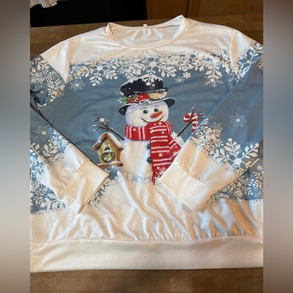Tops - Festive Christmas Snowman Blue and White Lightweight sweatshirt Holiday XL/1XL
